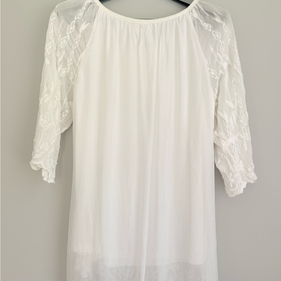 Chic ivory Bellambra top Embroidered Blouse - Picture 8 of 10